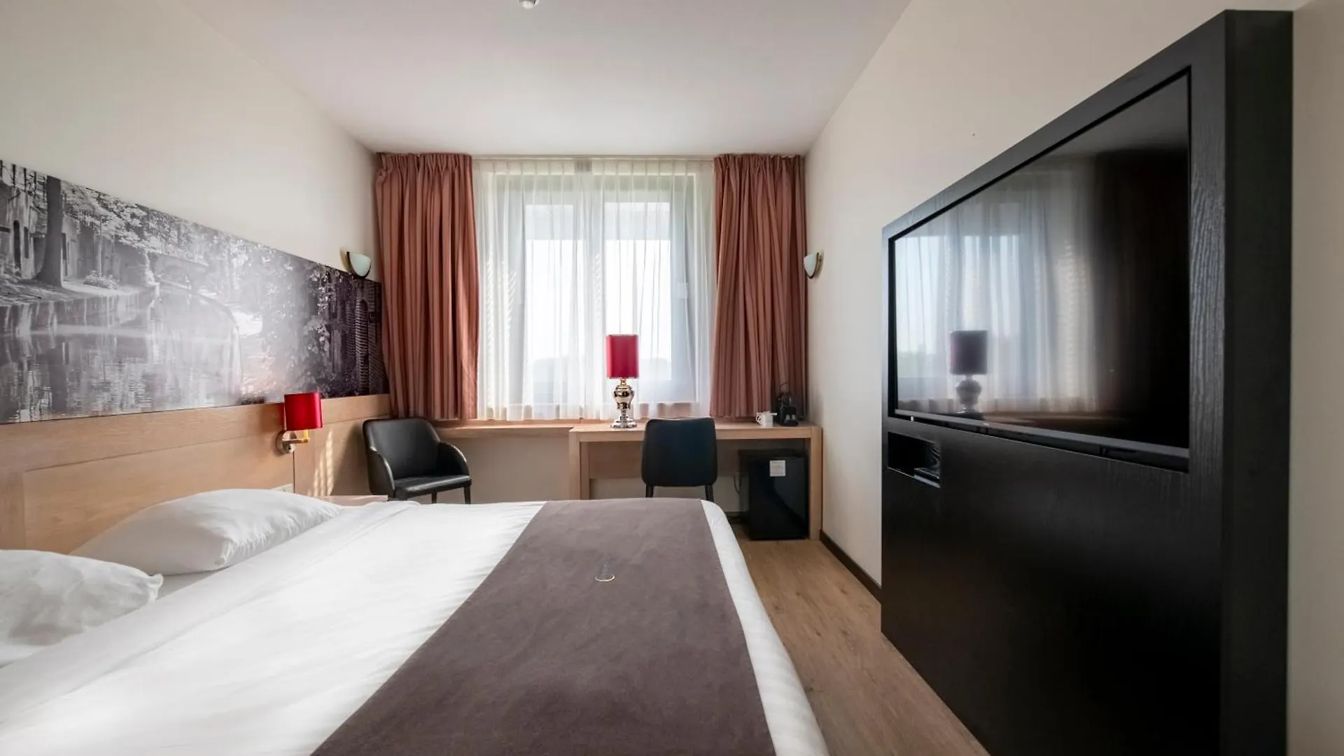 Bastion Hotel Utrecht 3*,