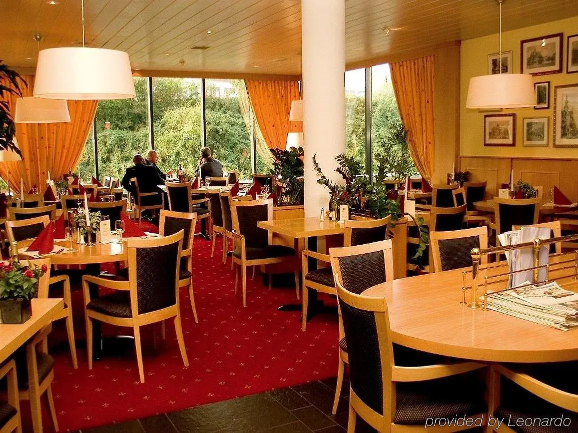 Bastion Hotel Утрехт 3*,